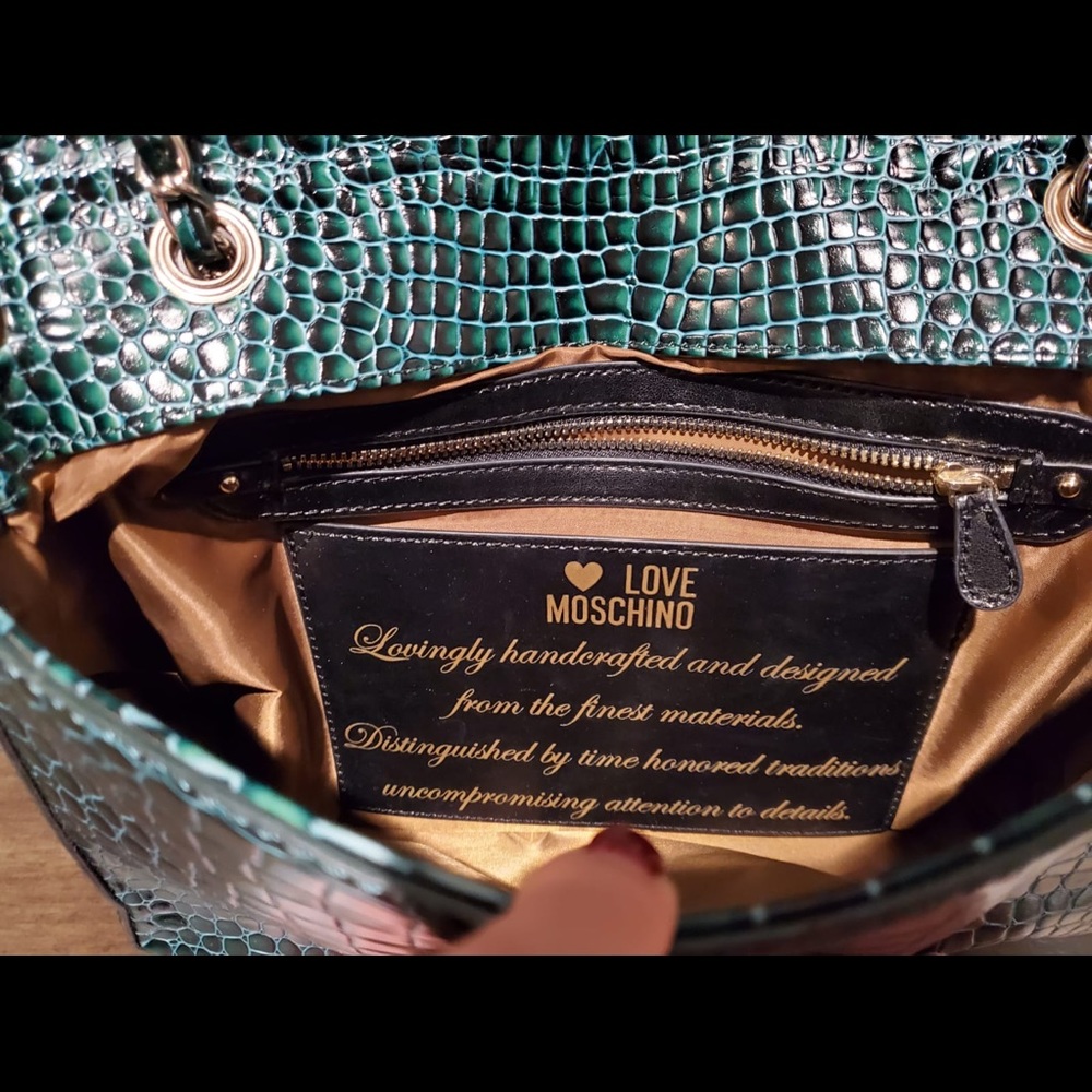 love Moschino handbag almost brand new - Picture 8 of 15